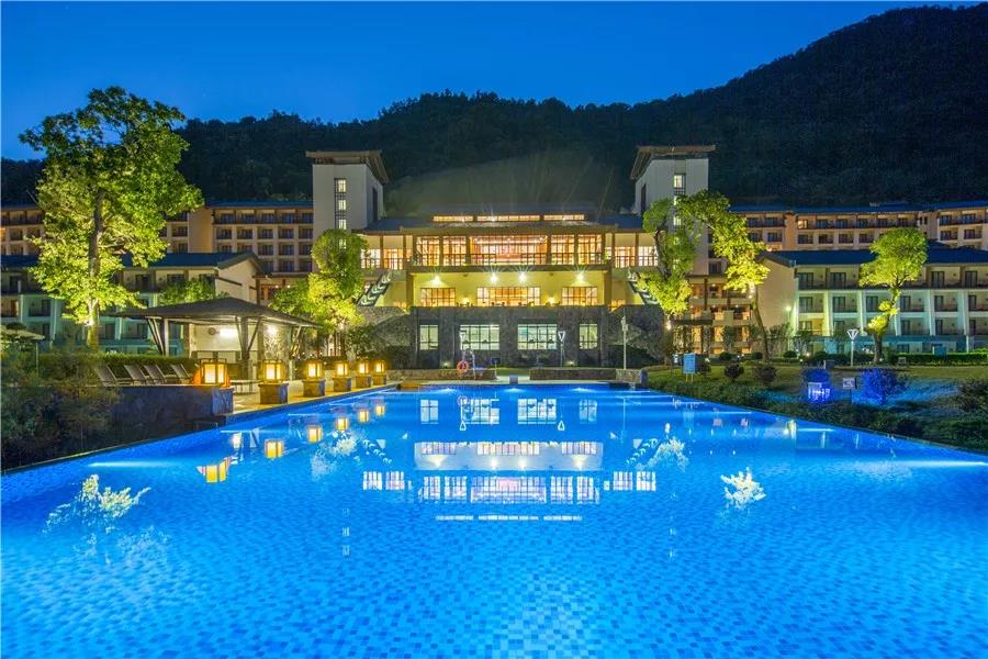 空气医院第523例大“手术” 中国·英德宝晶宫天鹅湖温泉度假酒店的绿色新生